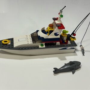 Used LEGO set 4642 Fishing Boat  No box or instructions